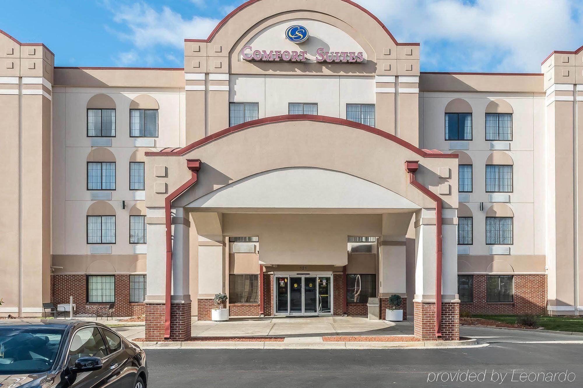 Comfort Suites Springfield Exterior photo